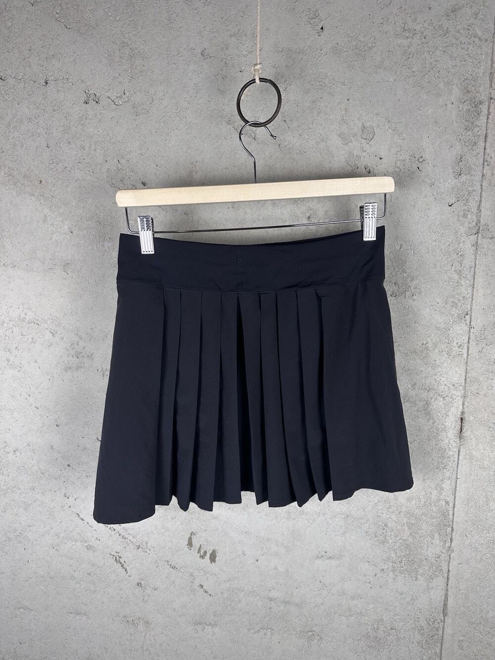 Lululemon Black Pace Rival Skirt Women’s Size 6 Tennis Athletic Gym Everyday